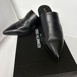 Kenneth Cole Black Pointed Leather Slides NWB